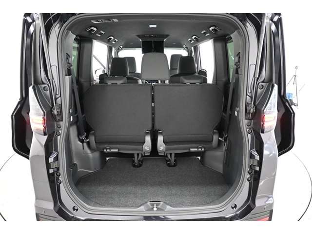 Toyota Voxy 7