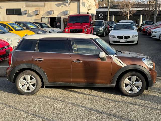 MINI Crossover 8