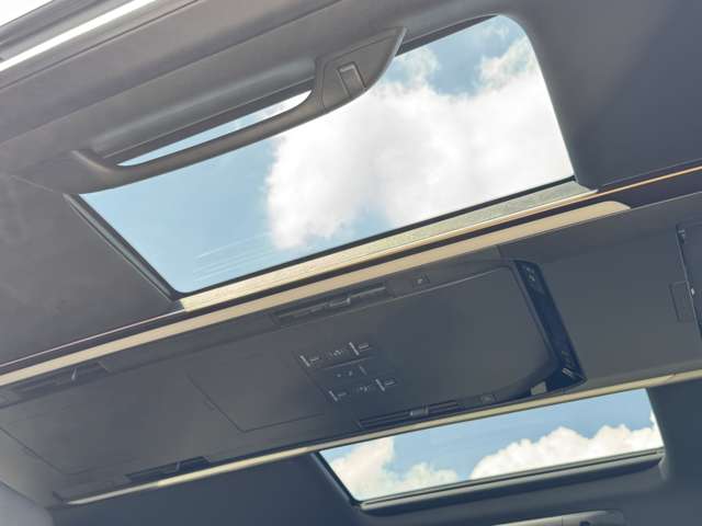Toyota Alphard 8