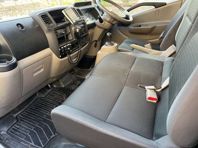 Nissan Atlas 5