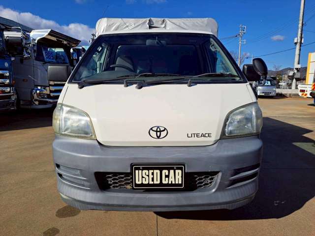 Toyota Light Ace Truck 2
