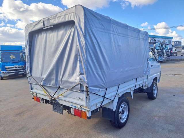 Toyota Light Ace Truck 6