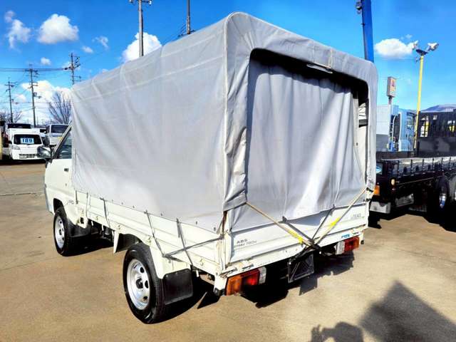 Toyota Light Ace Truck 7