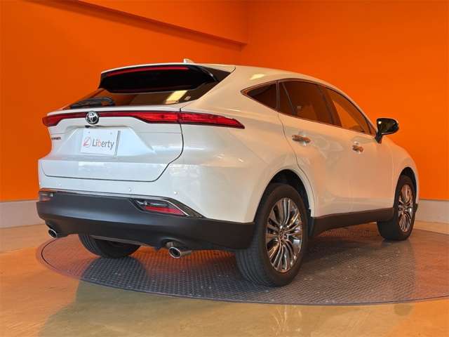 Toyota Harrier 9