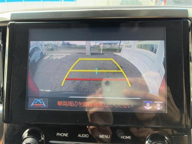 Toyota Alphard 4