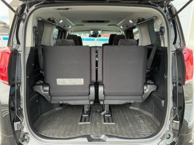 Toyota Alphard 9