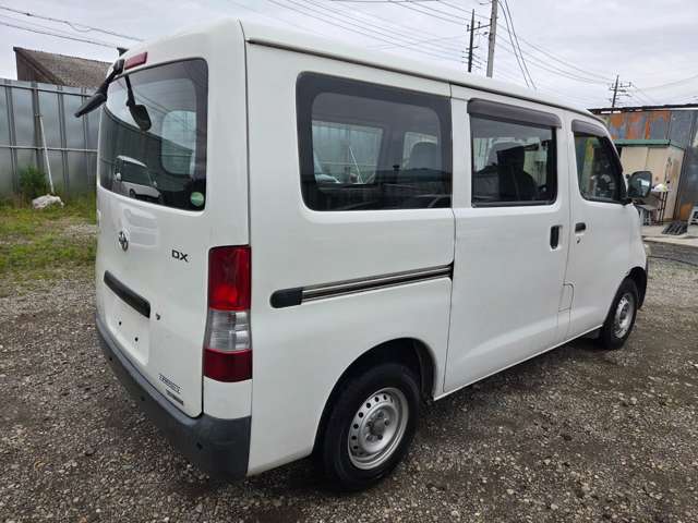 Toyota Town Ace Van 8