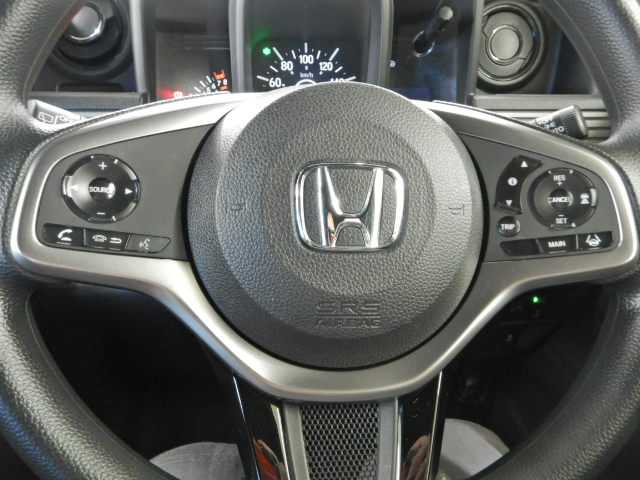 Honda N-VAN 8