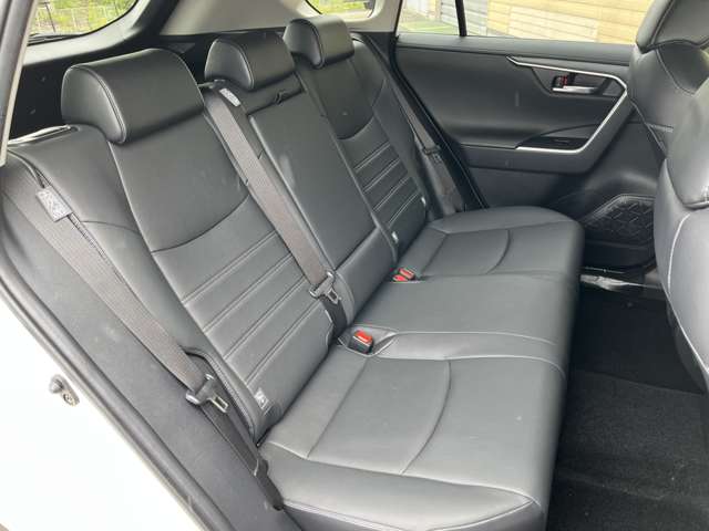 Toyota RAV4 8