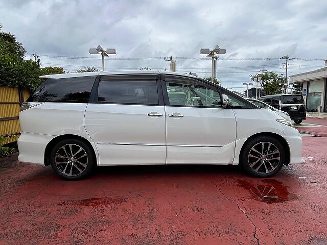 Toyota Estima 10