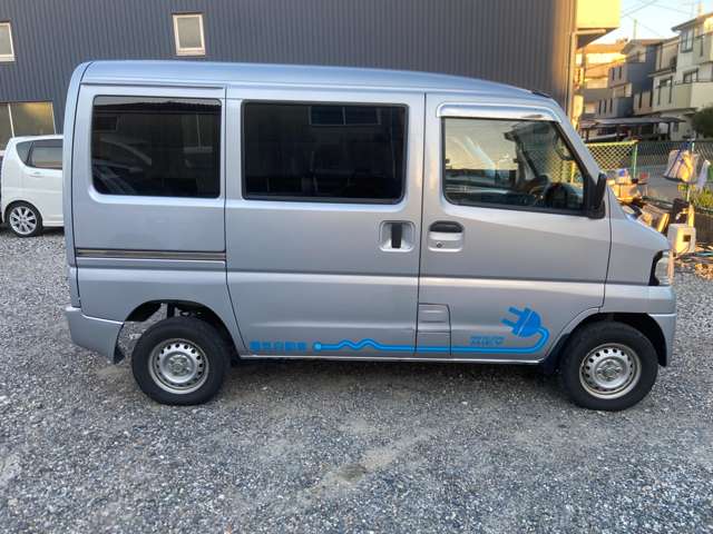 Mitsubishi Minicab MiEV 2