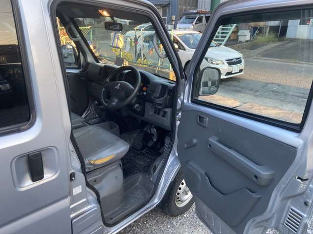 Mitsubishi Minicab MiEV 9