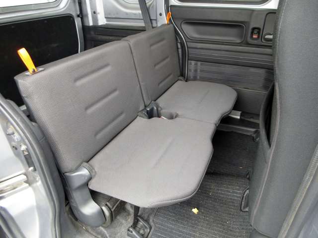 Honda N-VAN 11