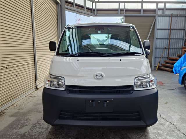 Mazda Bongo Truck 2