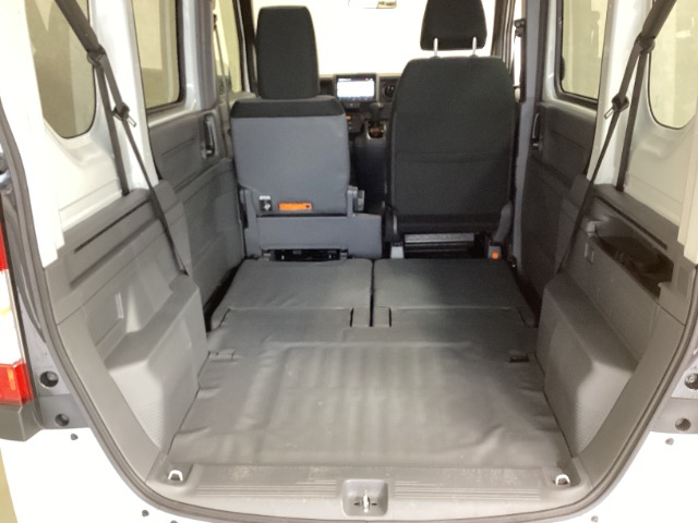 Honda N-VAN 12