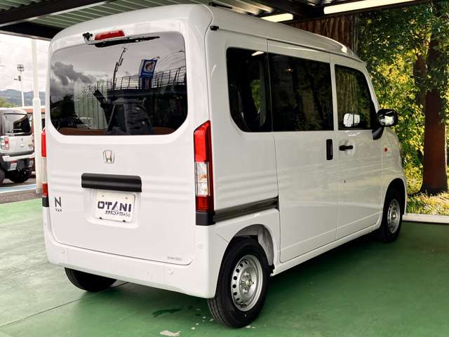 Honda N-VAN 12