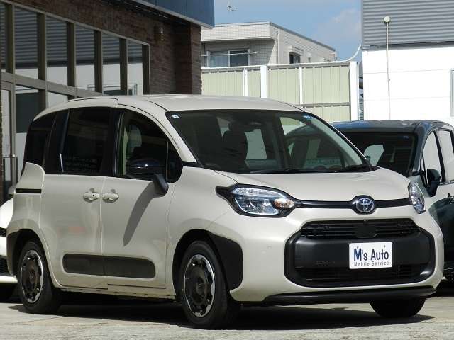 Toyota Sienta 8