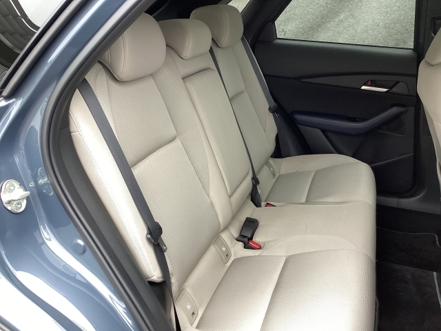 Mazda CX-30 10