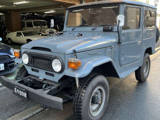 Toyota Land Cruiser 40 2