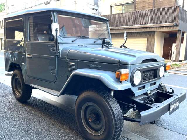 Toyota Land Cruiser 40 4