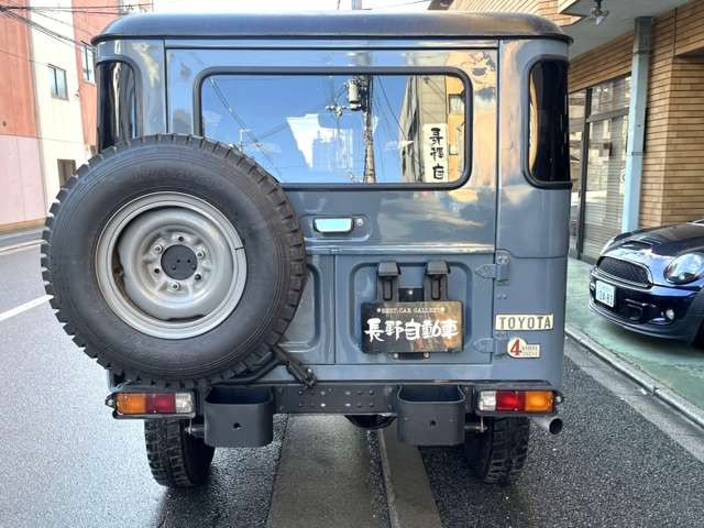 Toyota Land Cruiser 40 7
