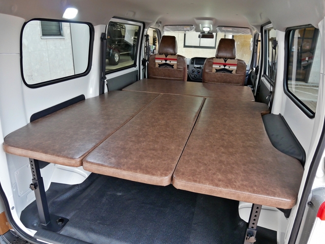 Toyota Town Ace Van 11