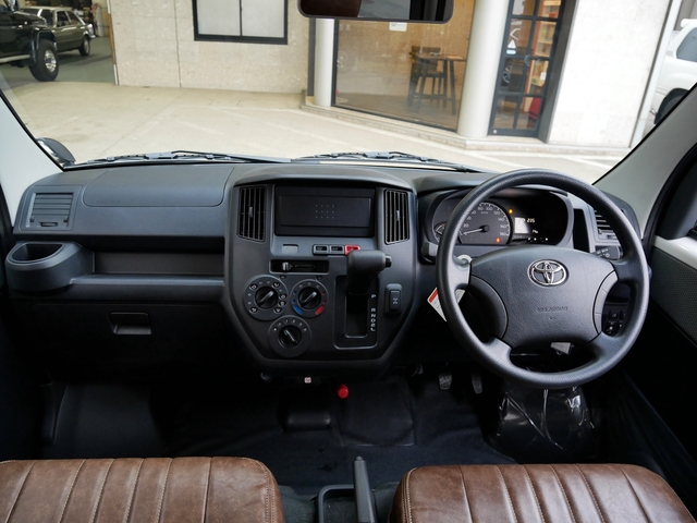 Toyota Town Ace Van 5