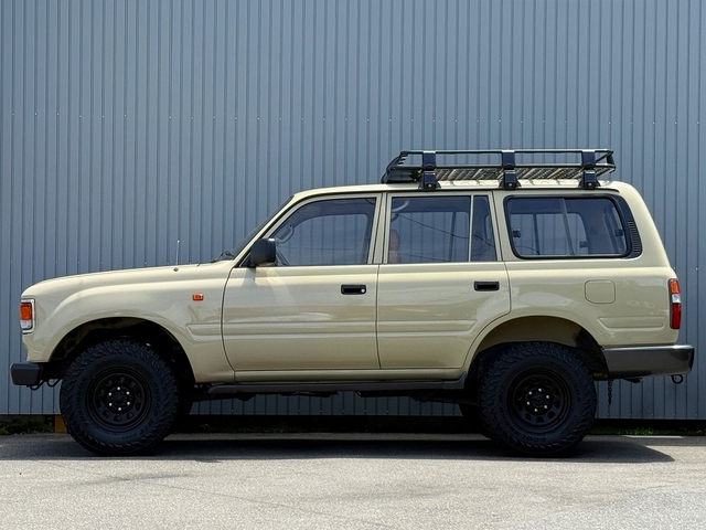 Toyota Land Cruiser 80 11