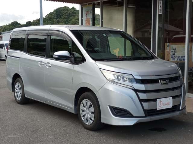 Toyota Noah 3