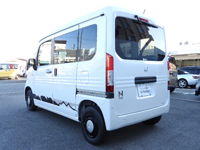 Honda N-VAN 11