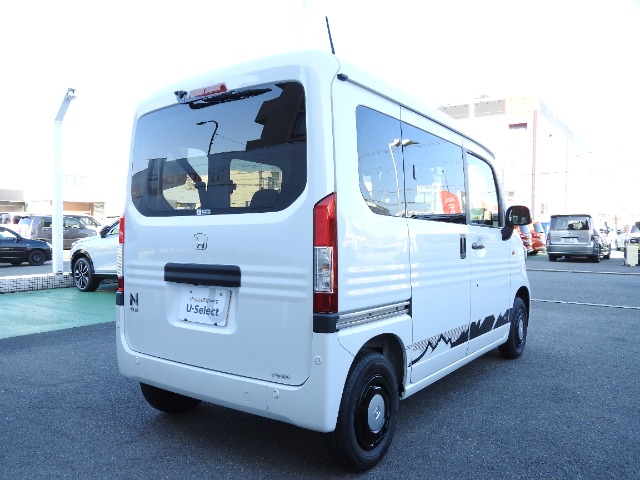 Honda N-VAN 10