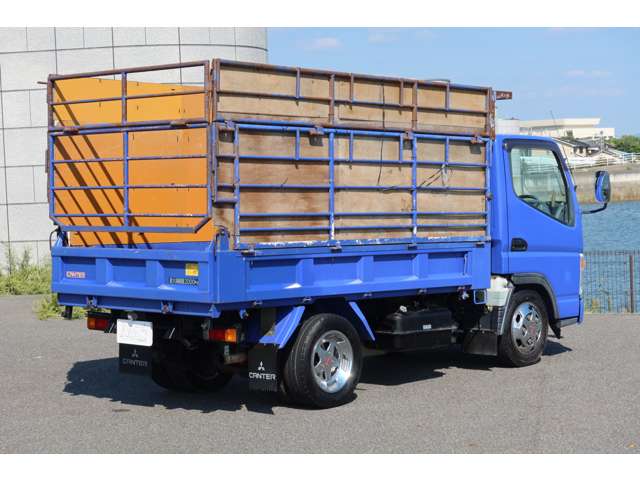 Mitsubishi Fuso Canter 11