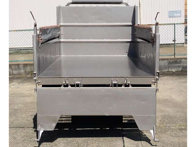Hino Dutro 10