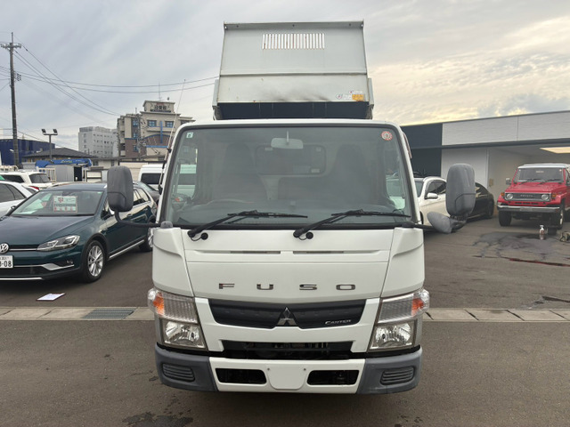 Mitsubishi Fuso Canter 2