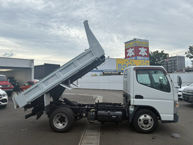 Mitsubishi Fuso Canter 5