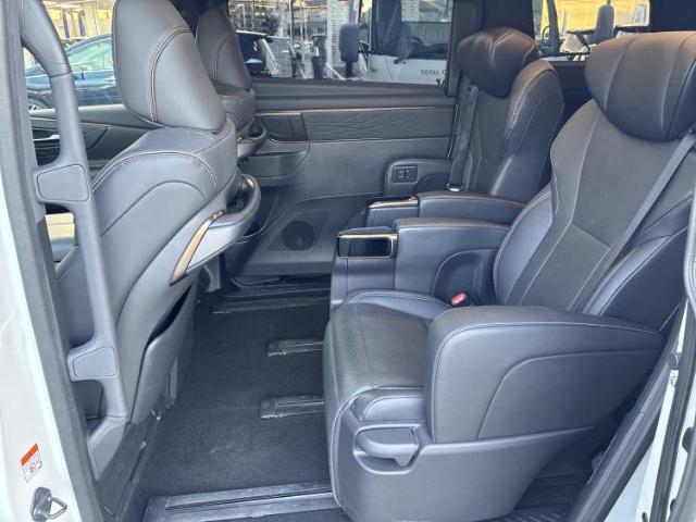 Toyota Alphard 10