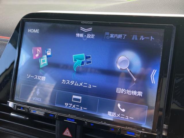 Toyota Sienta 4
