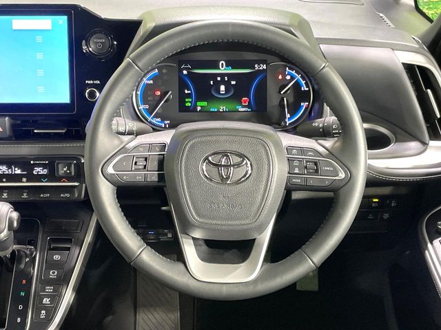 Toyota Noah 12