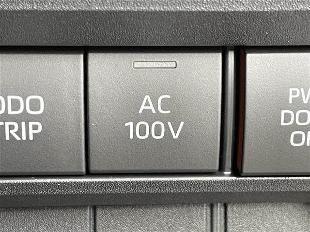 Toyota Voxy 11