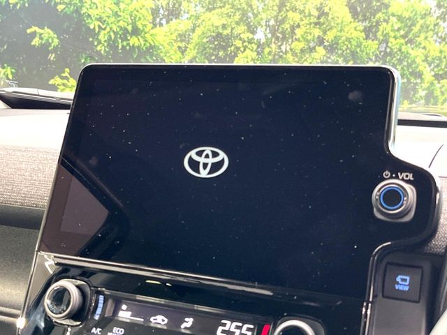 Toyota Sienta 4
