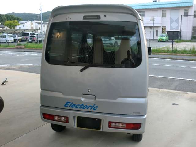 Mitsubishi Minicab MiEV 5