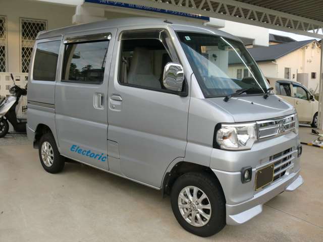 Mitsubishi Minicab MiEV 8