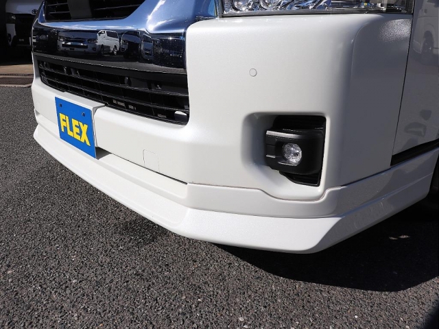 Toyota Hiace 9