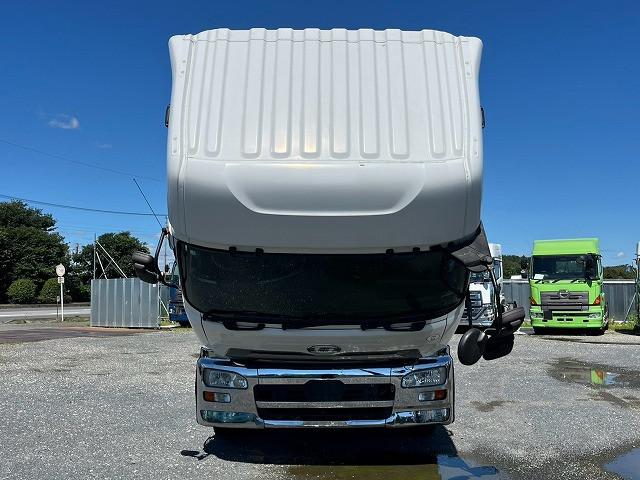 UD Trucks Quon 4