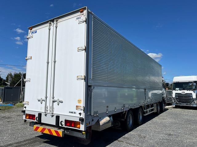 UD Trucks Quon 7