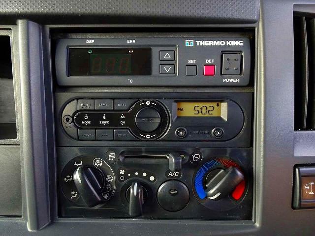 Isuzu Elf 12