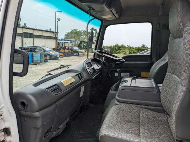 Isuzu Forward 12