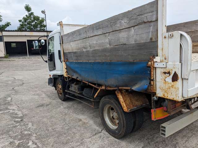 Isuzu Forward 7