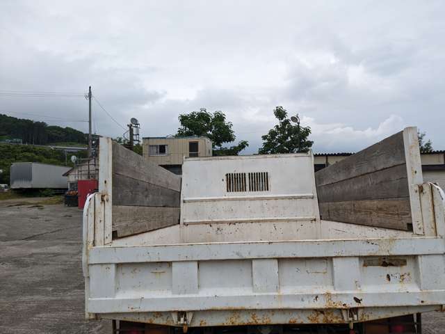 Isuzu Forward 8