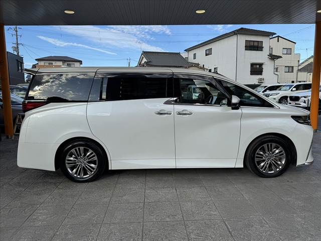 Toyota Alphard 9